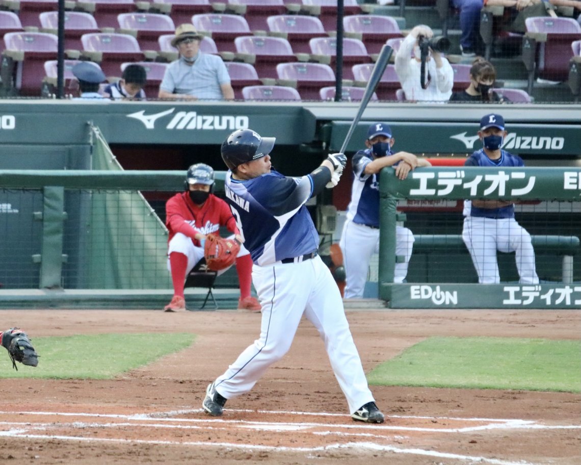 21年8月3日 火 西武ライオンズ 山川穂高選手 マツダスタジアムでのどすこいパフォーマンス後の笑顔 日刊わしら Hiroshima Daily Washira