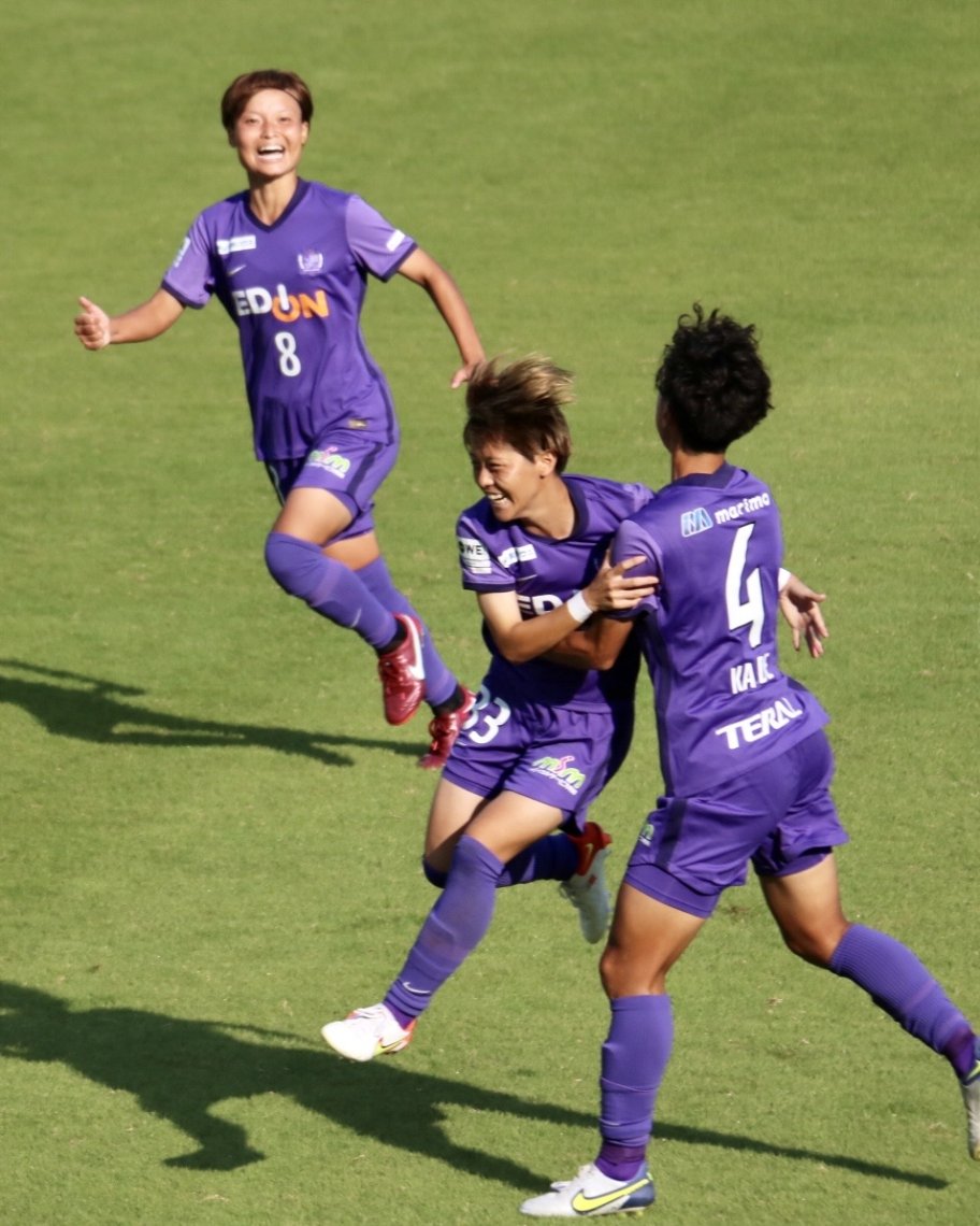 💜後半1分、今シーズンのチーム初得点は中嶋淑乃選手！後半5分、新加入