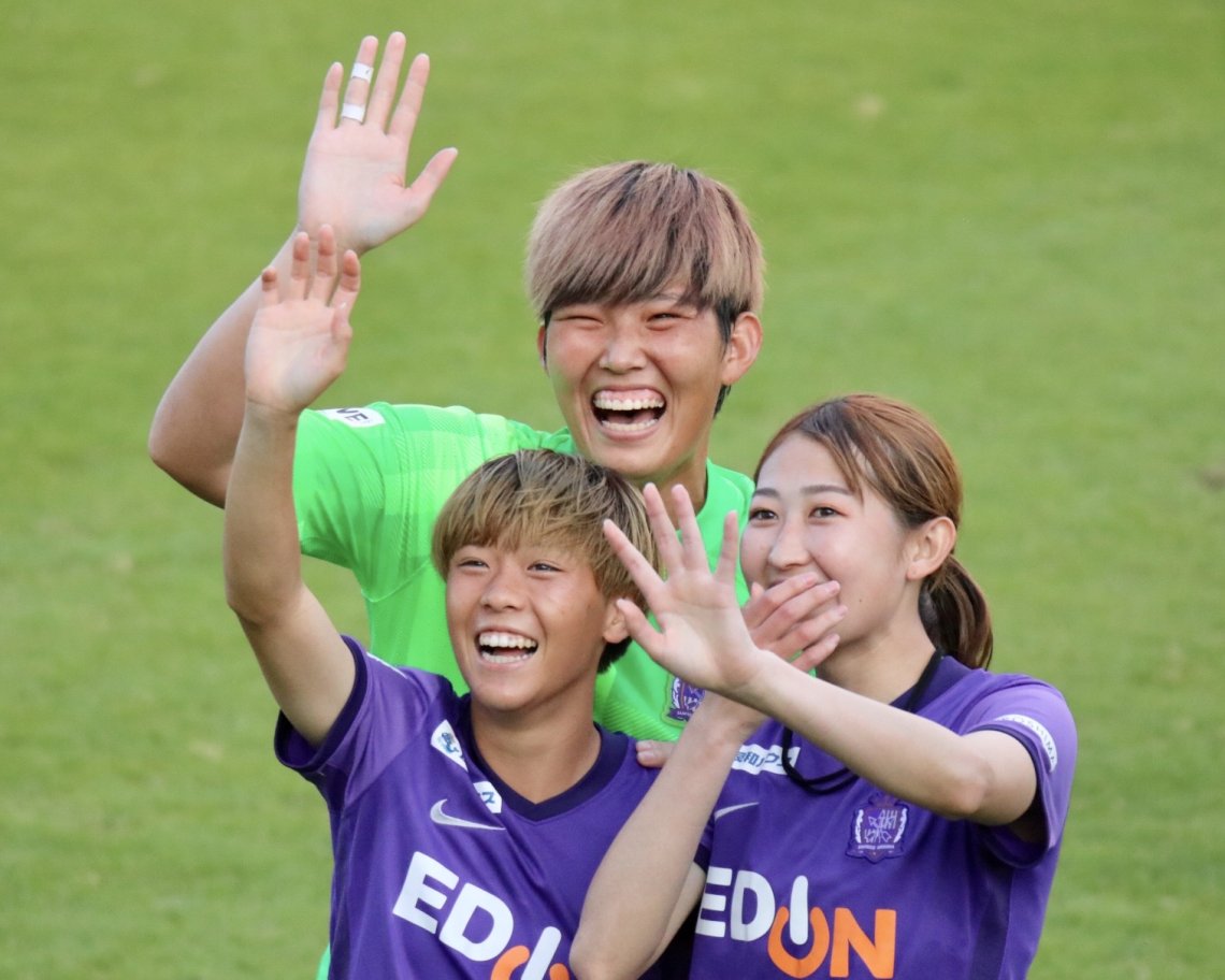 💜WEリーグ開幕戦、逆転勝利を演出し白星発進を飾る2ゴールをあげた両