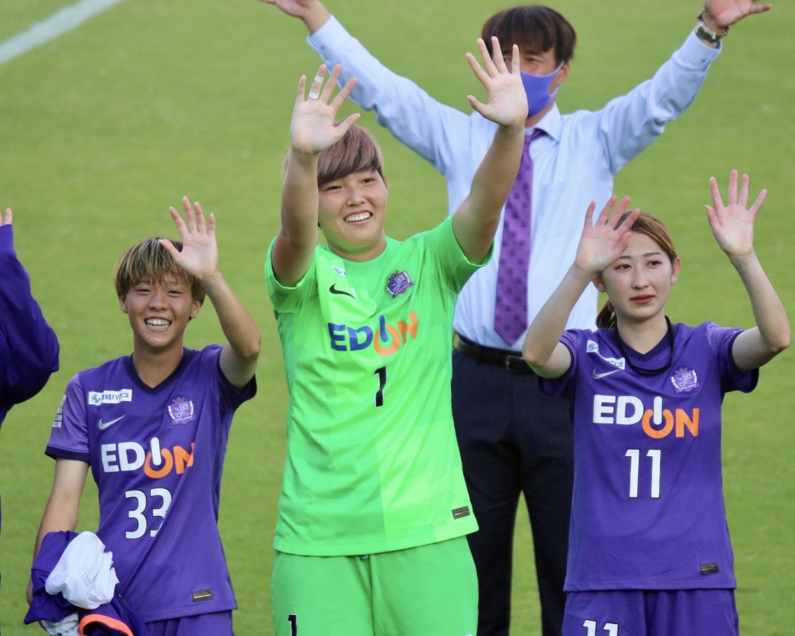 💜WEリーグ開幕戦、逆転勝利を演出し白星発進を飾る2ゴールをあげた両