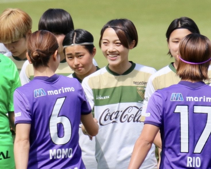 💚サンフレッチェ広島レジーナの佐山桃子選手とピッチで再会する