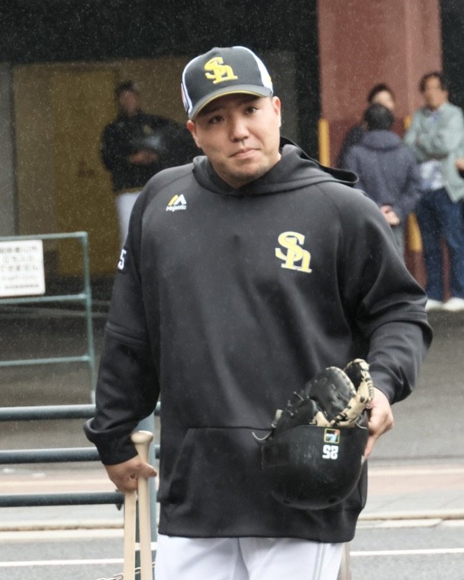 🦅新加入で重量打線のスタメン4番を務める、福岡ソフトバンク