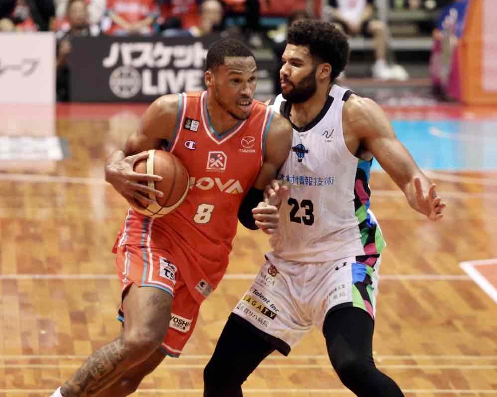 🏀13日佐賀戦、チームトップの22得点を挙げる広島ドラゴンフライズの