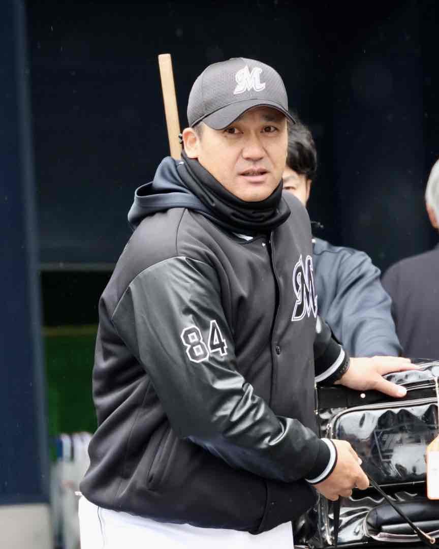 千葉ロッテマリーンズ 黒木知宏 現コーチ ユニフォーム 54番