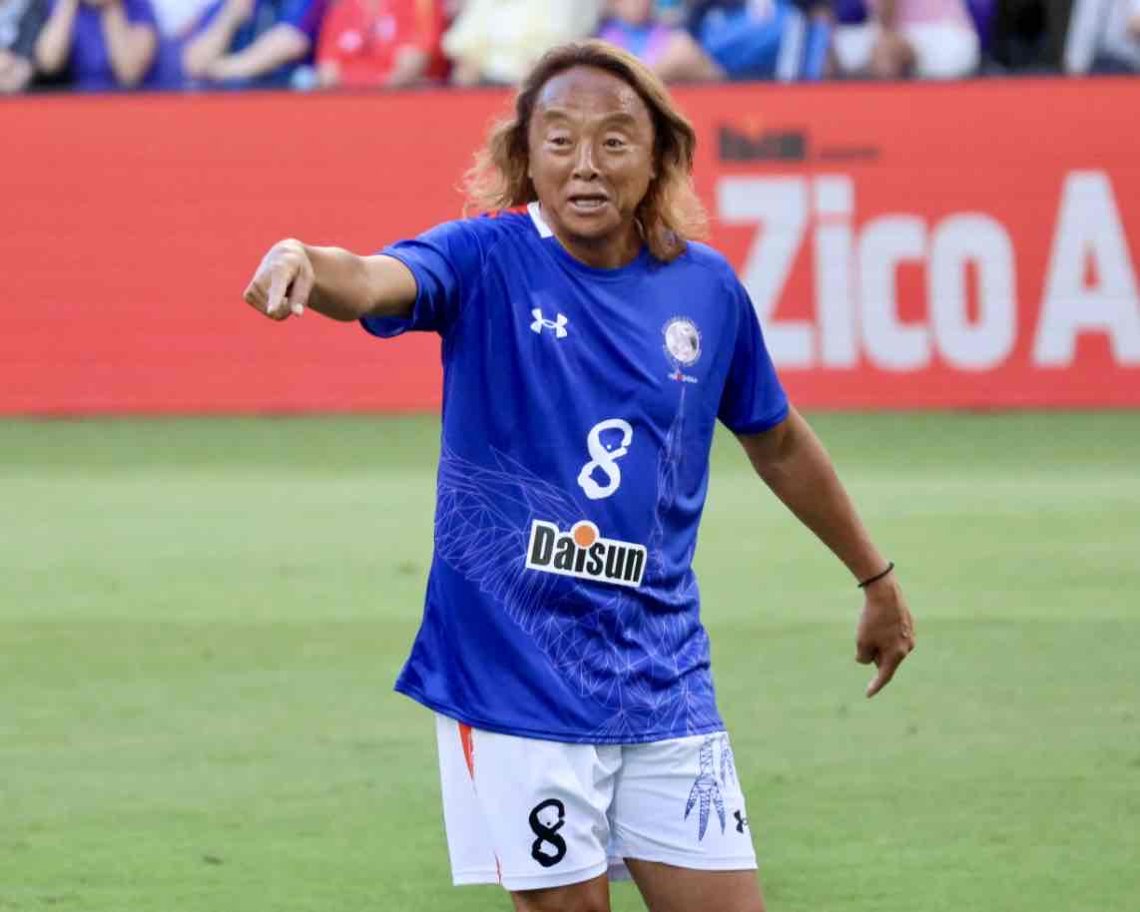 ⚽️ジーコオールスターゲーム広島のピッチで躍動する運動量が
