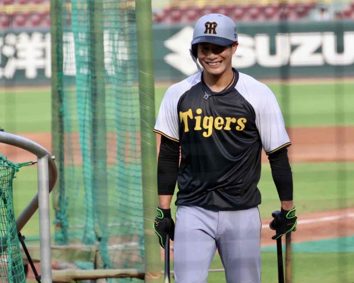 🐯13日マツダ、試合前にバッティング練習をする阪神タイガース原口