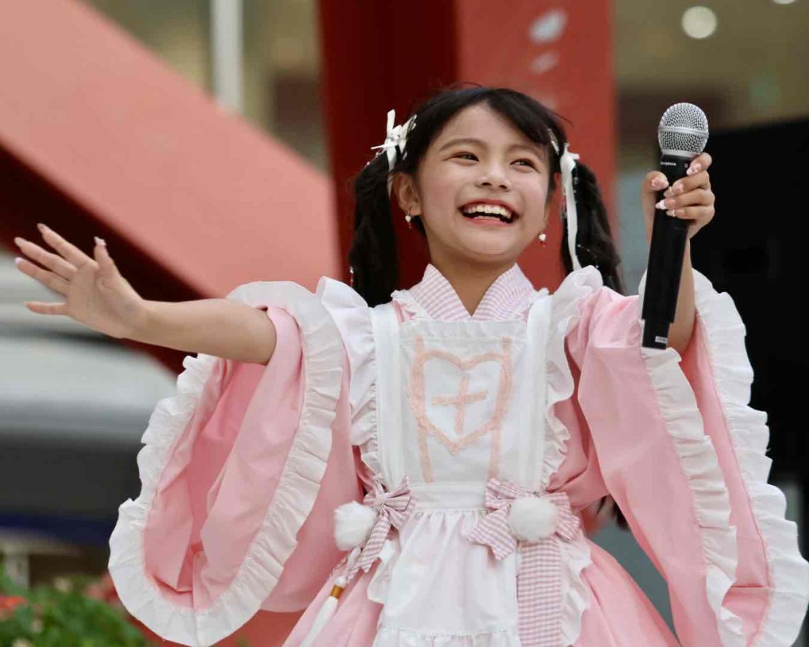 💖広島アイドルパレードvol.12のファッションショーのランウェイに登場