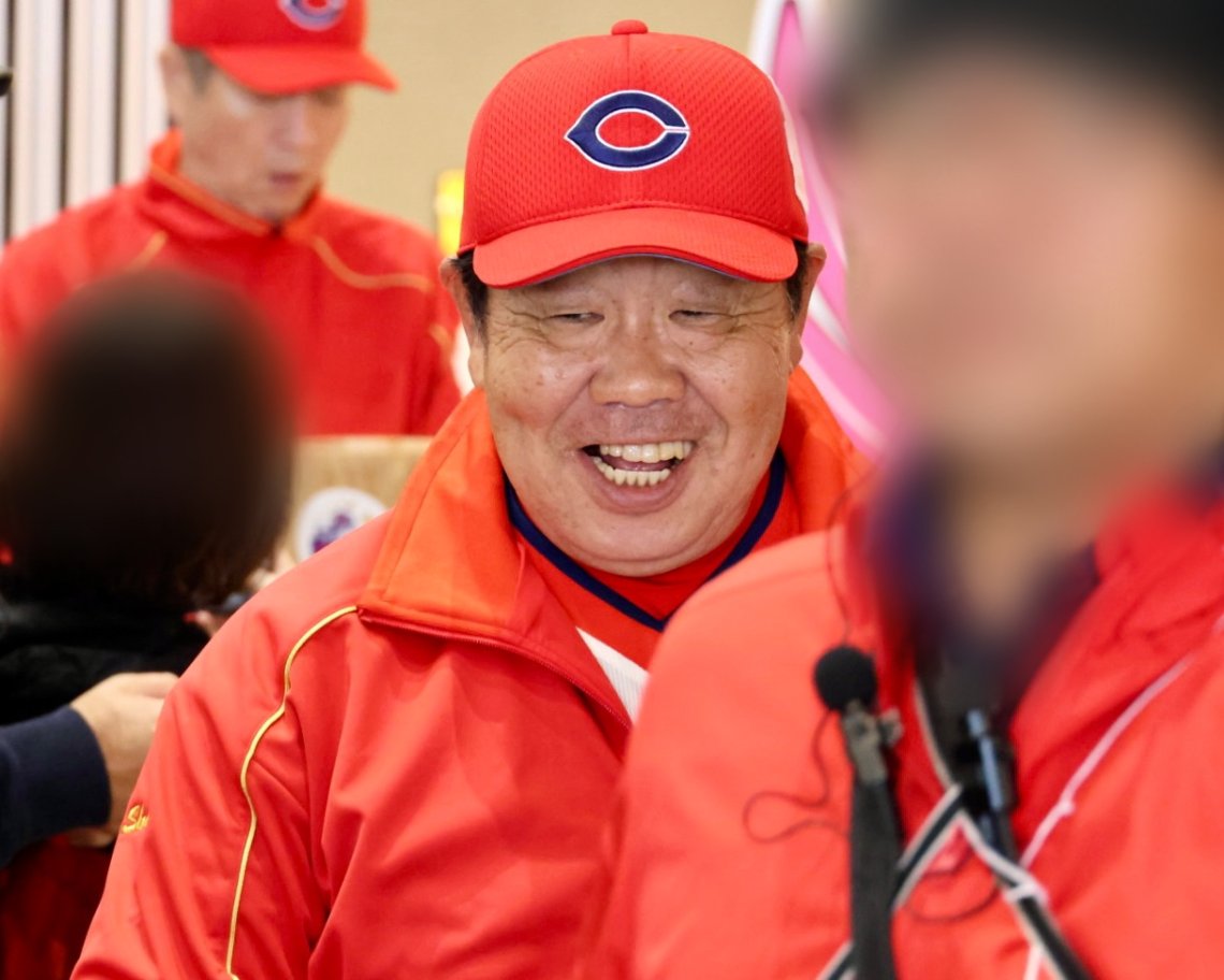CARP LEGEND GAME 2025】マツダスタジアム正面ゲート入口の樽募金会場