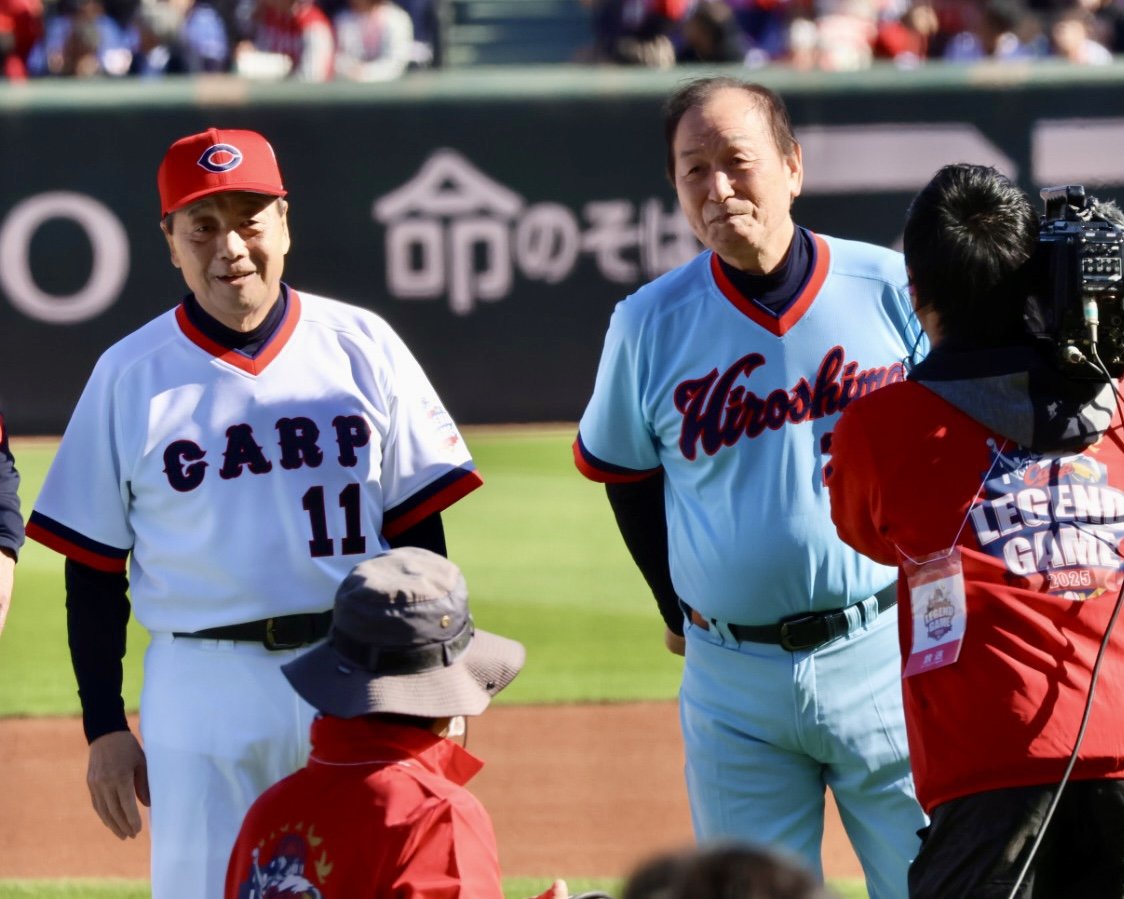 CARP LEGEND GAME 2025】1975年初優勝した時のチャンピオンフラッグを