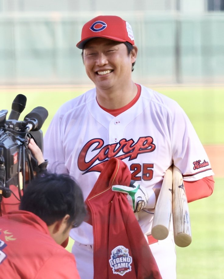 CARP LEGEND GAME 2025】本塁打に『みなさん盛り上がって頂いて