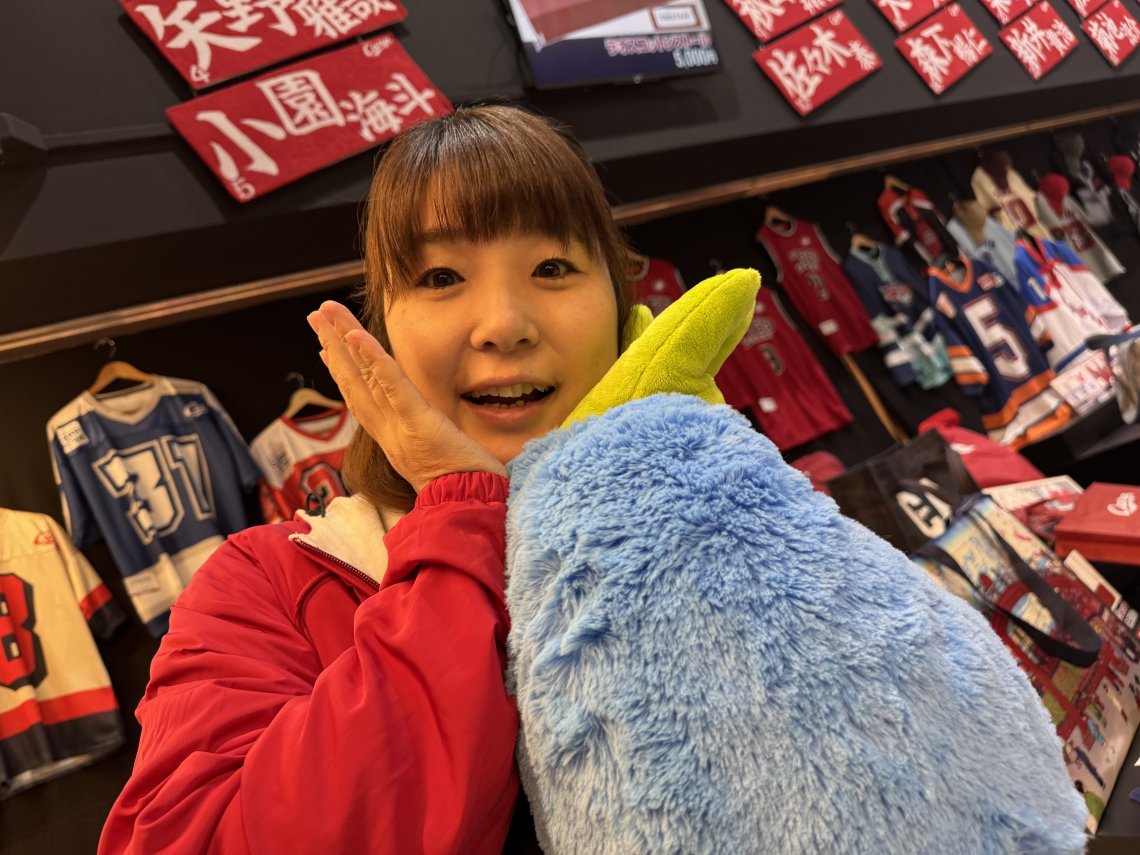 彼の腕枕よりヤツの腕枕！2026カープ新グッズレポ④ | 日刊わしら